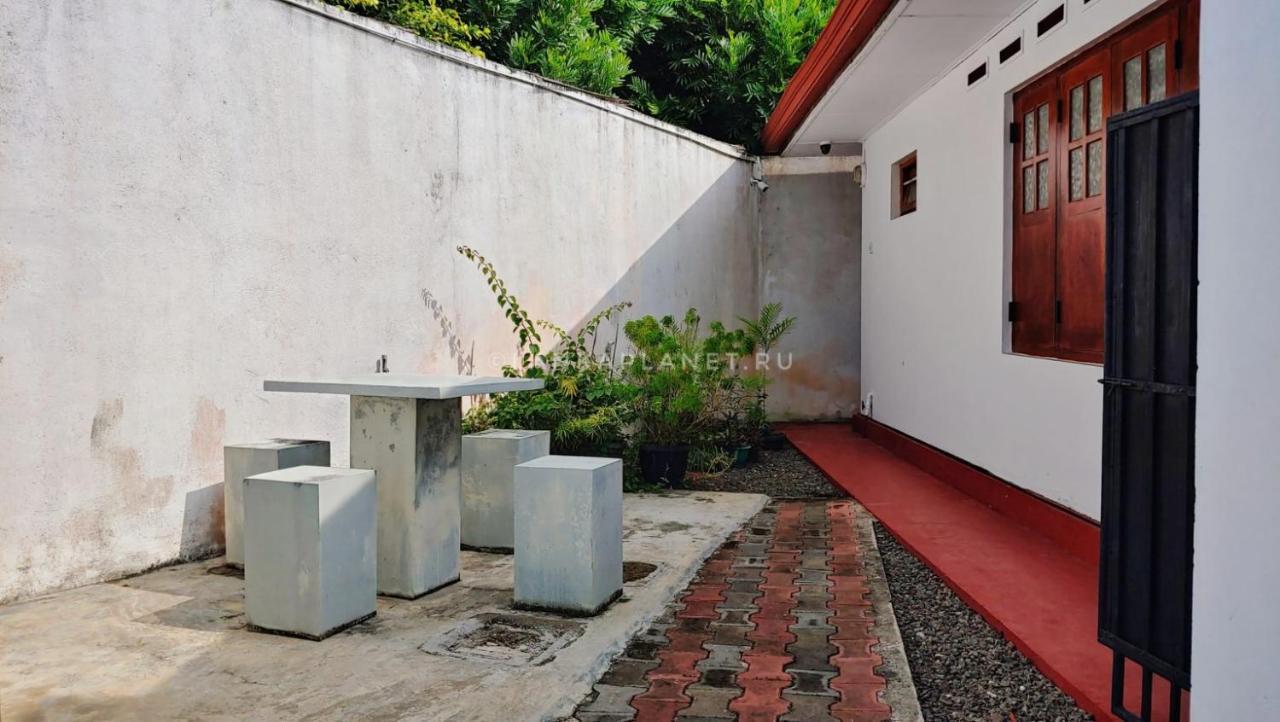 Twin Palms Hotel Mirissa Ngoại thất bức ảnh