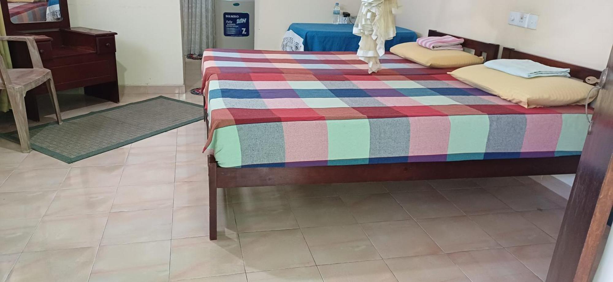 Twin Palms Hotel Mirissa Ngoại thất bức ảnh